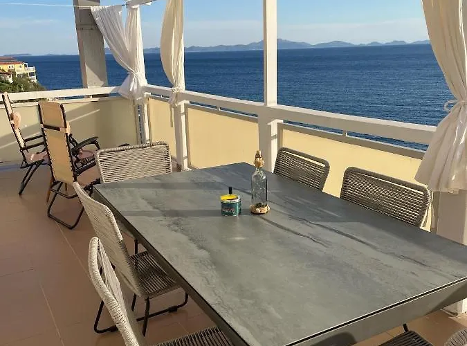 Seaway Apartament Zavalatica