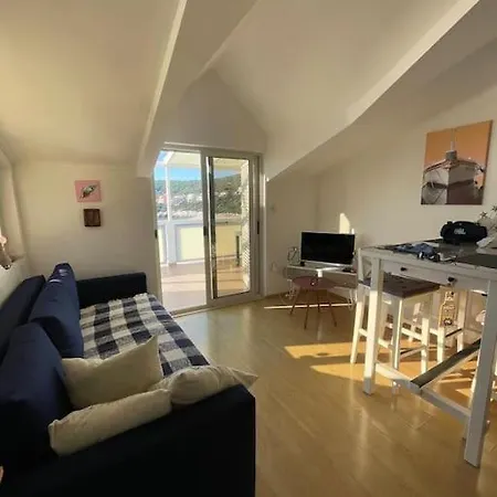 Apartment Seaway