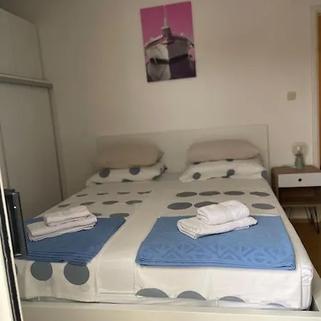 Seaway Apartment