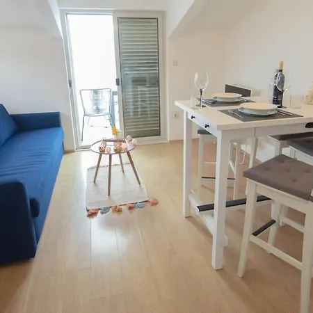 Seaway Appartement Zavalatica